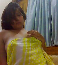 HORNY INDIAN HOUSEWIVES #2