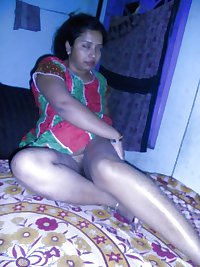 HORNY INDIAN HOUSEWIVES #2